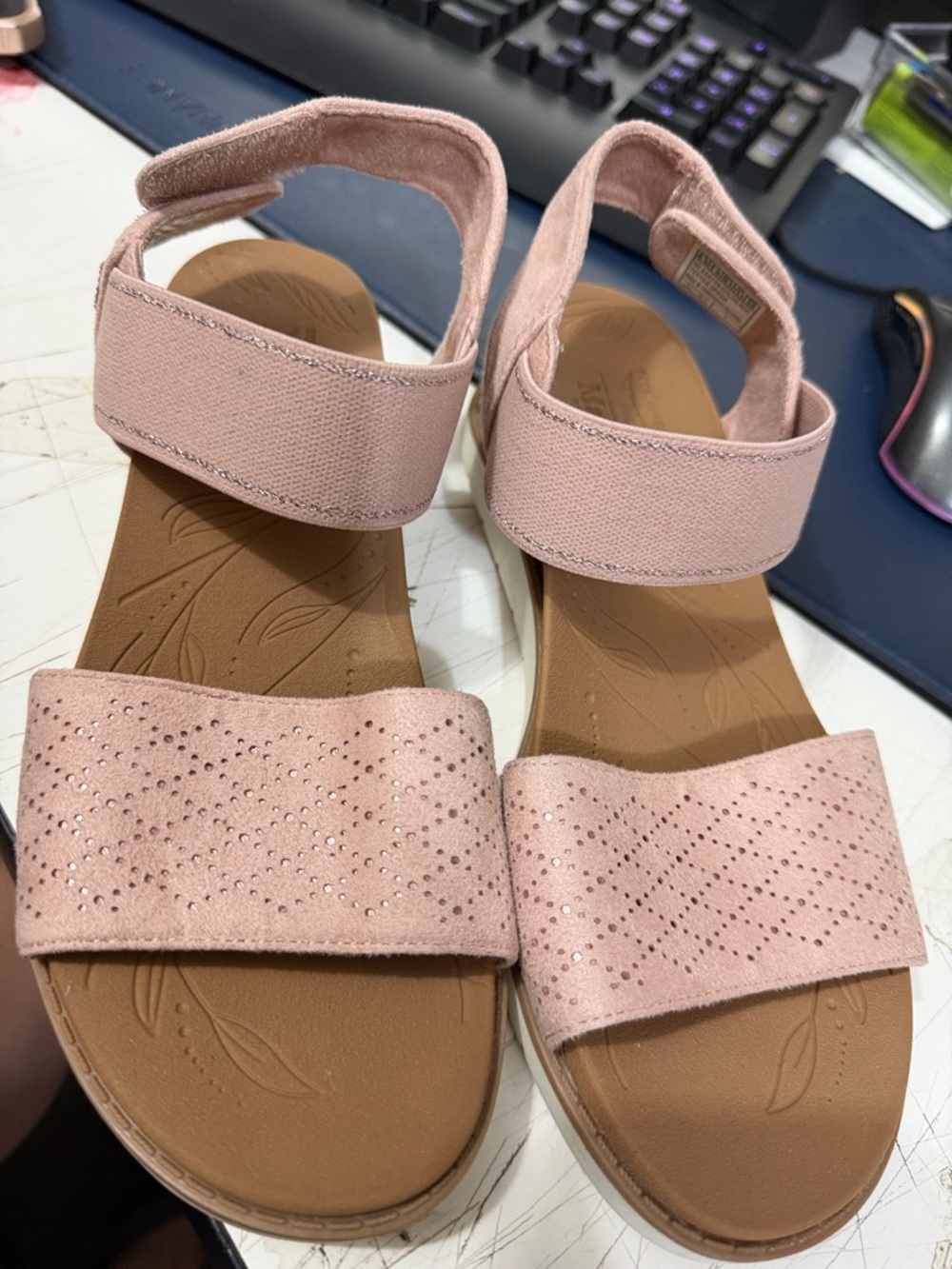 BOBS Martha Stewart Arch Fit Beach Kiss Beyond Chic Pink Wedge Sandals 6.5 - Picture 3 of 5